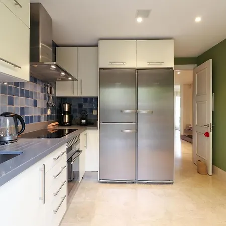 Apartment Duplex Penthouse In Rio Real Golf, Marbella